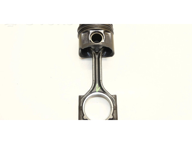 Поршень с шатуном D4HF 4L60 Genesis GV70 для дизельного двигателя 2.2