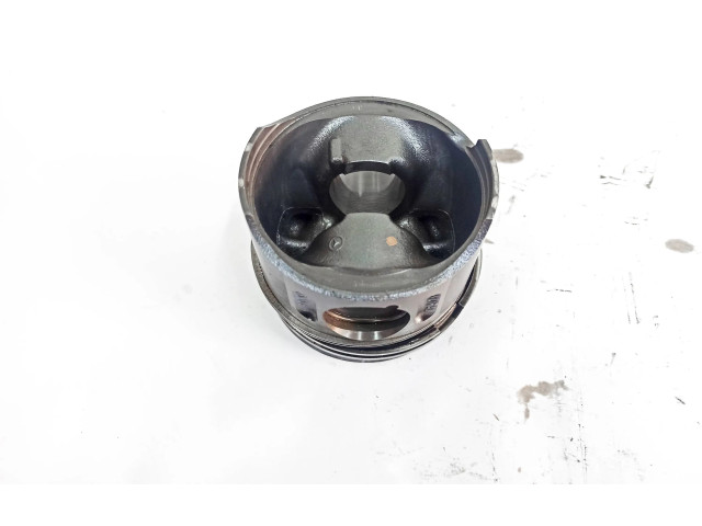 Píst 1003 Mercedes-Benz E W211 648961