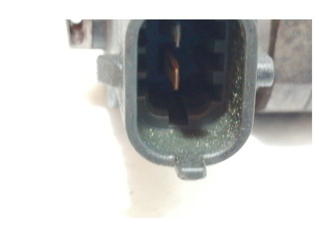 Форсунка 0445110256, 338002A400 Hyundai Getz D4FA