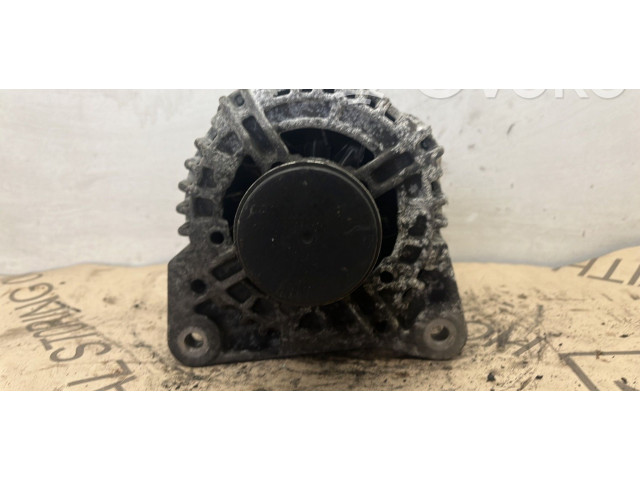 Генератор    Renault Clio III      