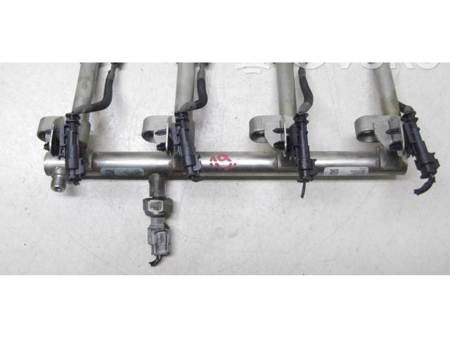 Топливная рампа 31303496, 065517 Volvo S60