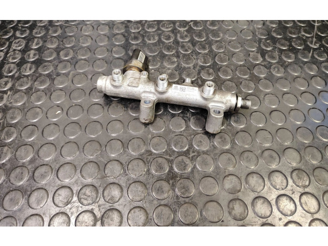 Vstřikovací lišta 05A906051, 059130089bt Audi A8 S8 D4 4H CTB