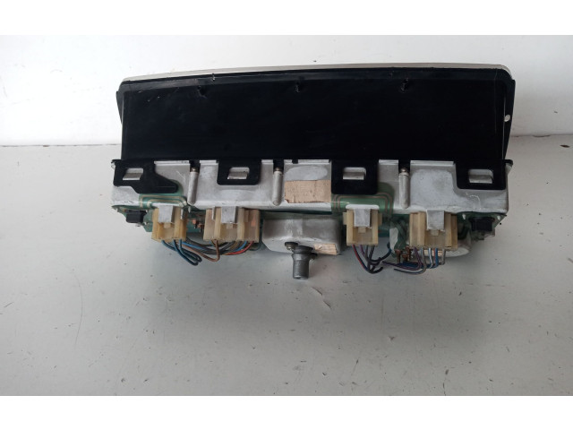 Панель приборов 19504101, 19504101   Seat Ibiza I (021A)       