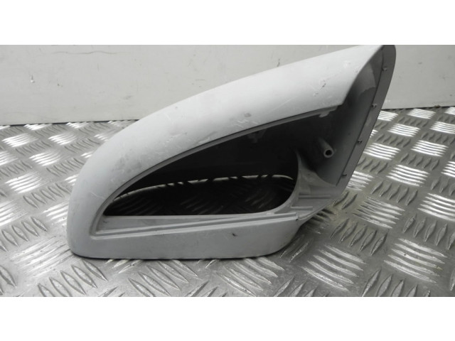 Пластиковая отделка зеркала