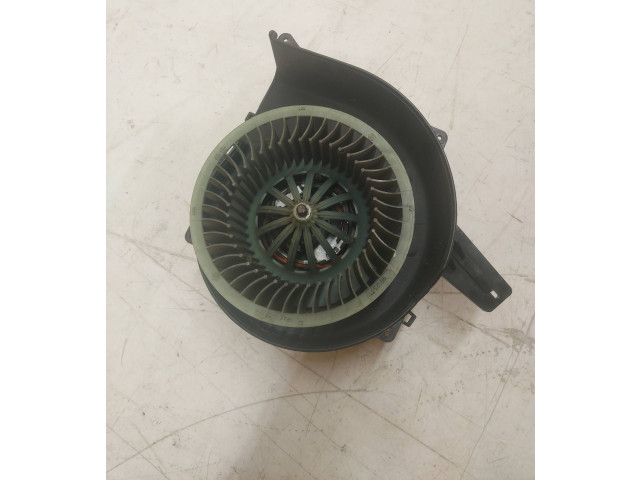 Вентилятор печки 6Q1820015A Audi A2