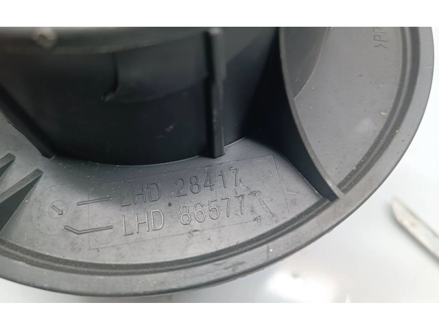 Вентилятор печки    LHD28417, LHD86577   Volvo V70