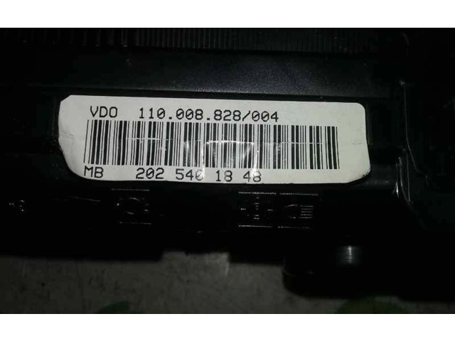 Přístrojová deska Mercedes-Benz C W202 1997 2025401848, 0090059