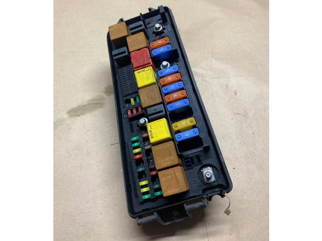 Блок предохранителей 460023260 Saab 9-3 Ver2
