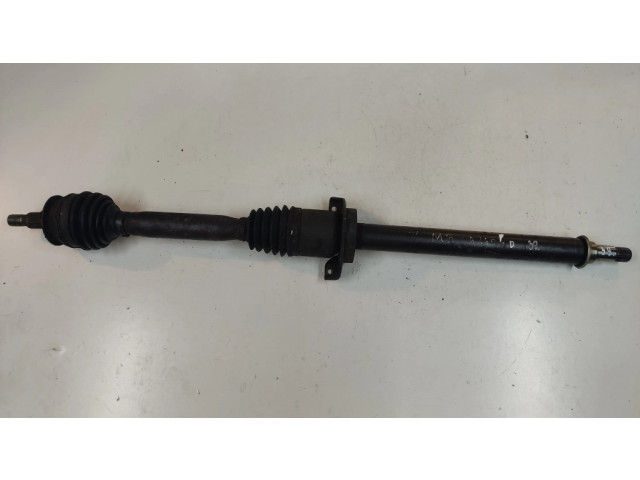 Передняя полуось