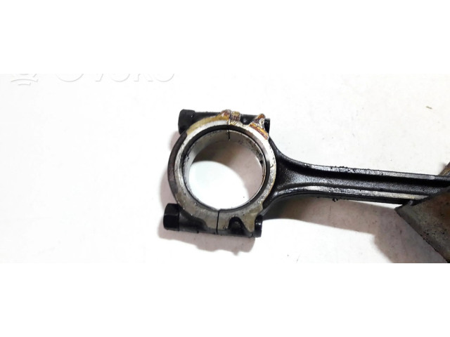 Поршень с шатуном Nissan Micra для бензинового двигателя 1.0