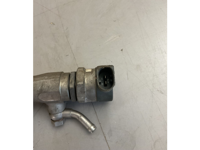 Топливная рампа 779551403 BMW 5 E60 E61 для двигателя M57