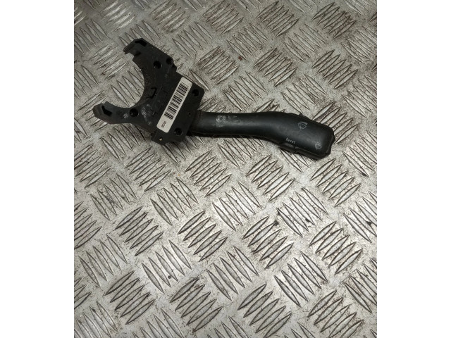 Ручка стеклоочистителей 4B0953503G   Volkswagen PASSAT B5