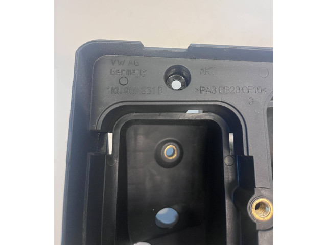 Pojistková skříňka 1K0937125A, 017183071 Volkswagen Tiguan 2010