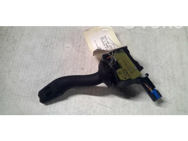 Ручка стеклоочистителей 8P0953519A Audi A3 S3 8L