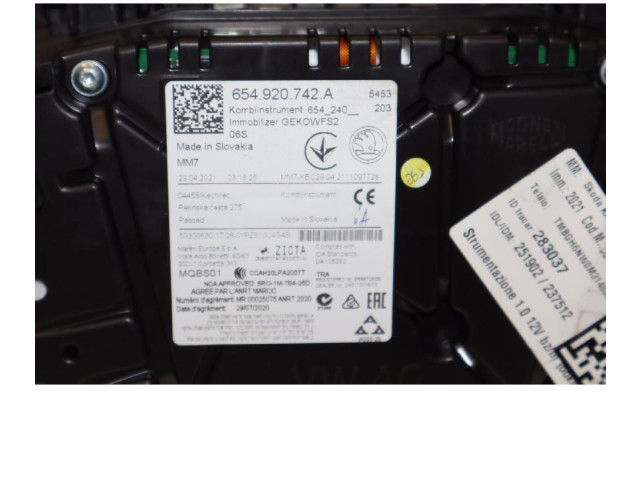 Панель приборов 654.920.742.A   Skoda Kamiq       