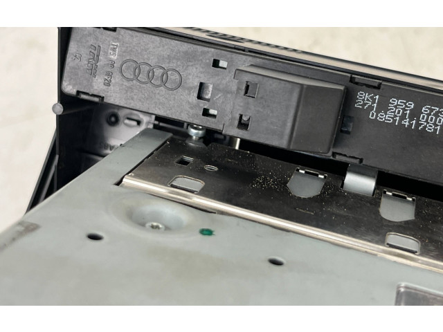 Радио/ проигрыватель CD/DVD / навигация 8R1035746E, 8R1035746D   Audi S5