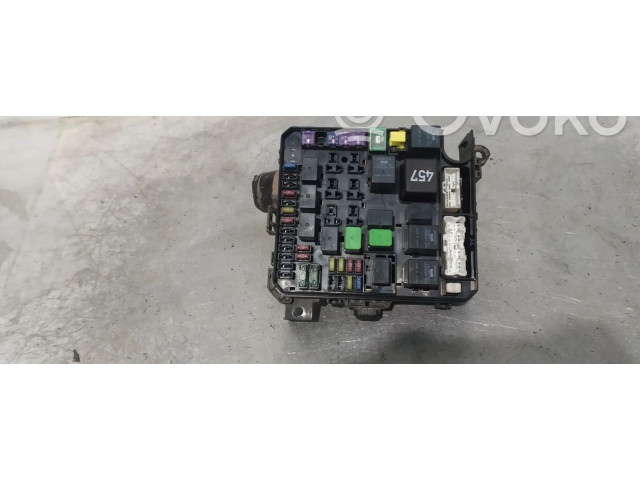 Блок предохранителей PR07300000 Mitsubishi Lancer VIII