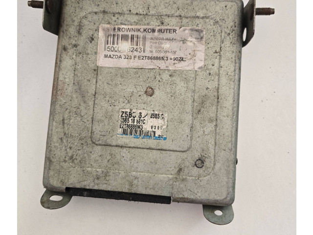 Блок управления двигателя E2T86886M3, Z5B518881C   Mazda 323