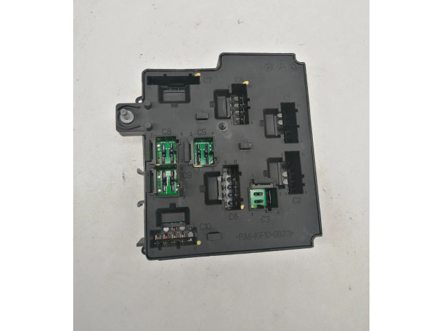 Блок предохранителей 31473568 Volvo XC90
