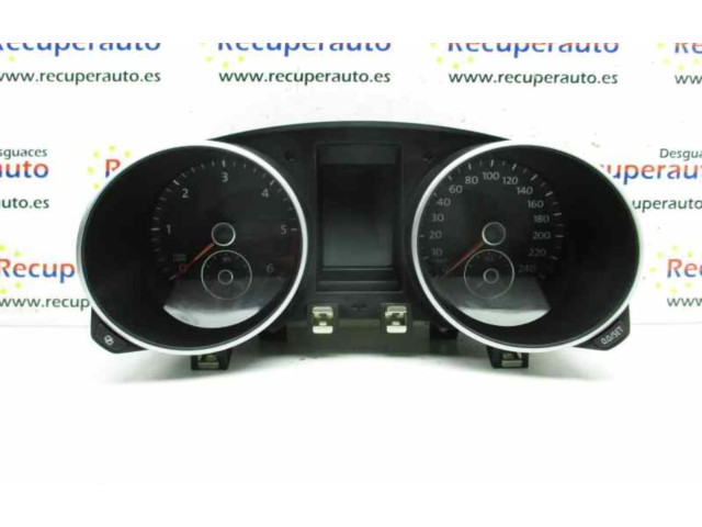 Панель приборов 5K0920870G Volkswagen Golf VI