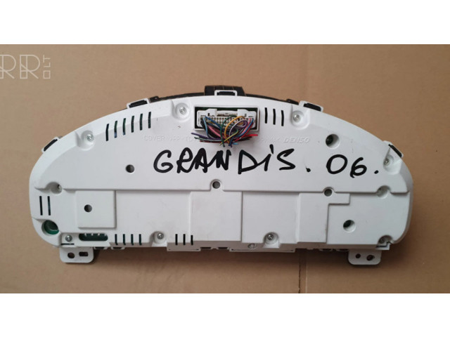 Панель приборов 8100A202, 2574301321 Mitsubishi Grandis