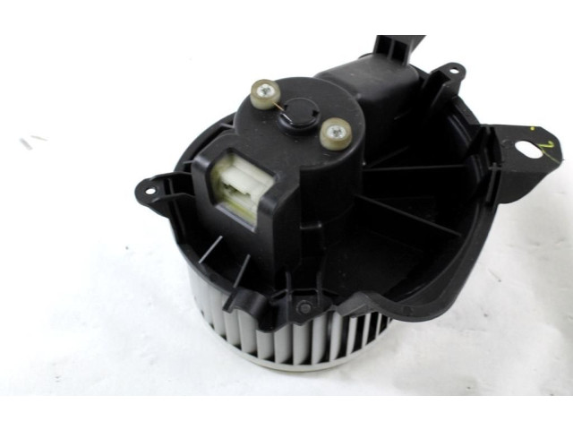 Вентилятор печки    77364956   Fiat Punto Evo