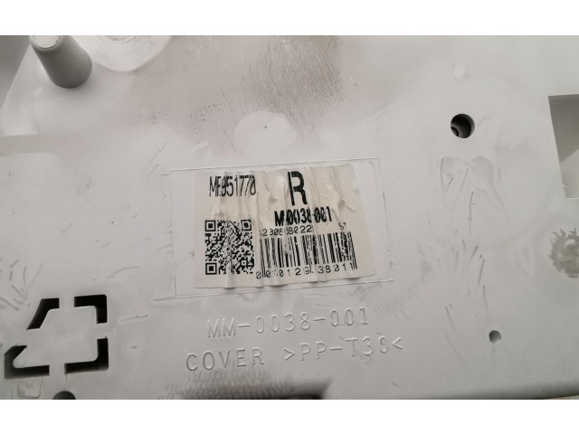 Панель приборов MR951770, MM0038001 Mitsubishi Colt