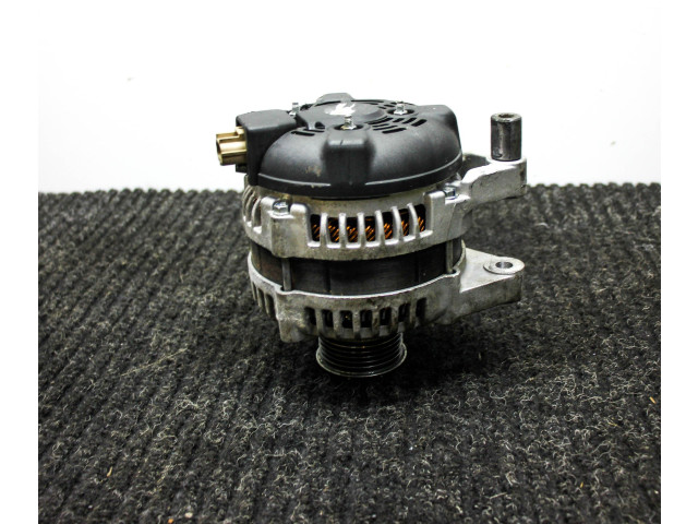 Генератор    Volvo C30      