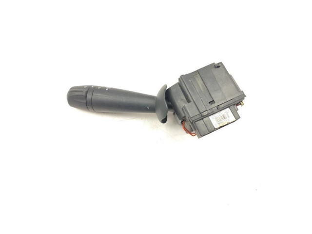 Ручка стеклоочистителей 8201168008 Dacia Dokker