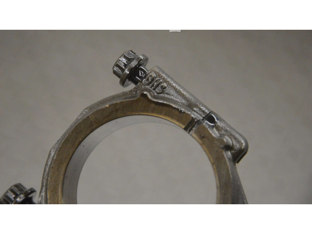  Поршень CRLB BHS  Volkswagen PASSAT B8  