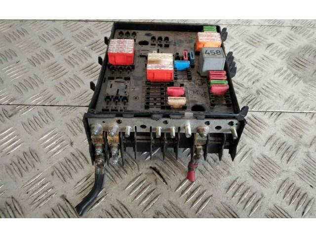 Pojistková skříňka 1K0937124H Seat Altea 2004