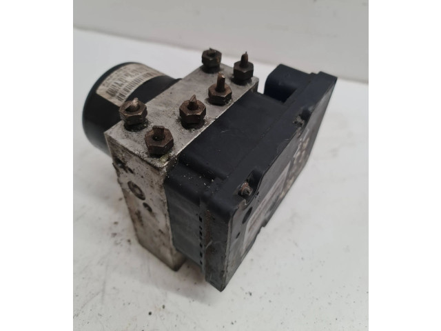 Блок АБС 8671224, 5WK84002 Volvo V70 2000 - 2004 года