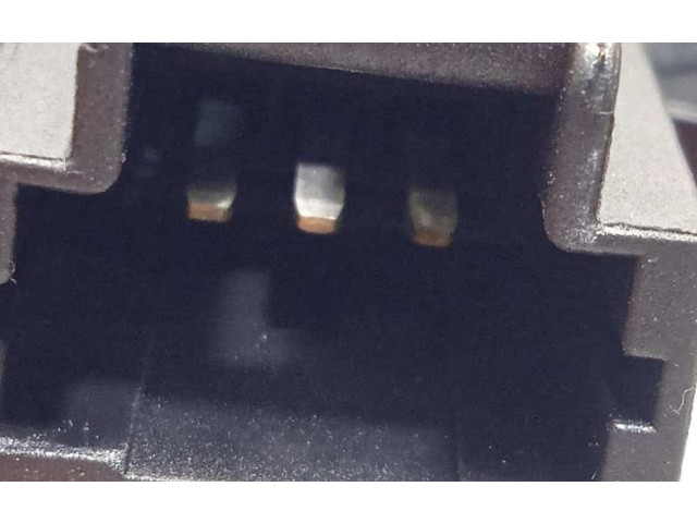 Двигатель стеклоочистителя заднего стекла 9819900080, 0390205114   Citroen C3