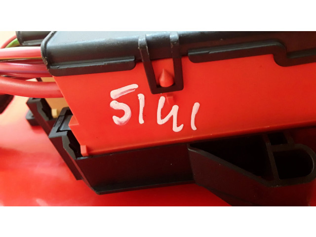   Pojistková skříňka 8K0941824   Audi A5 8T 8F 2009