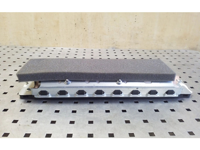 Подушка безопасности для колен 031351335, P031351335   Volvo XC90