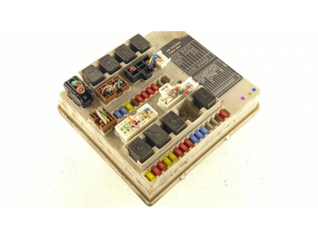 Pojistková skříňka 284B7AX61A, 6G10 Nissan Note (E11) 2009