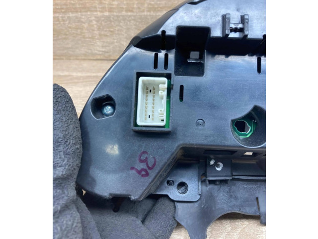 Панель приборов 8100A243HA, MM0037 Mitsubishi Eclipse