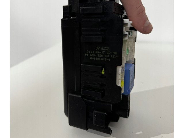 Блок предохранителей 9665492680 Citroen DS4