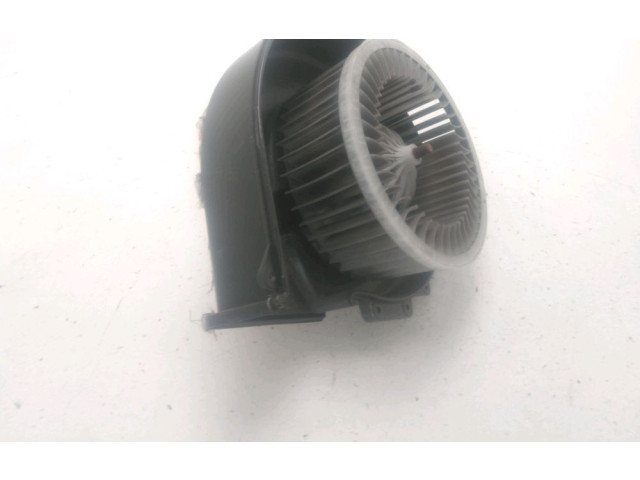 Вентилятор печки    6R1819015A, 6R1819015   Skoda Fabia Mk2 (5J)