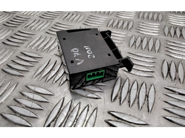 Блок управления 31450931   Volvo V70