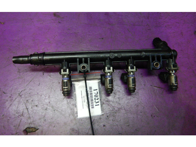 Vstřikovací lišta 3219018301, 3219018301 Fiat Punto (188) 188A4000