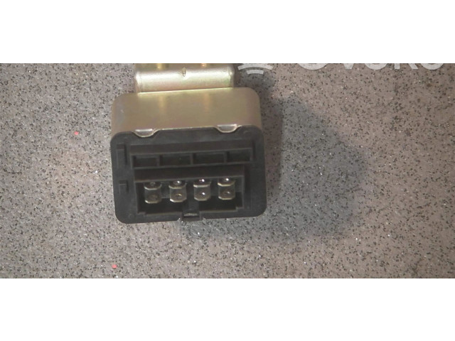 Блок управления 95830-39200 KIA Magentis