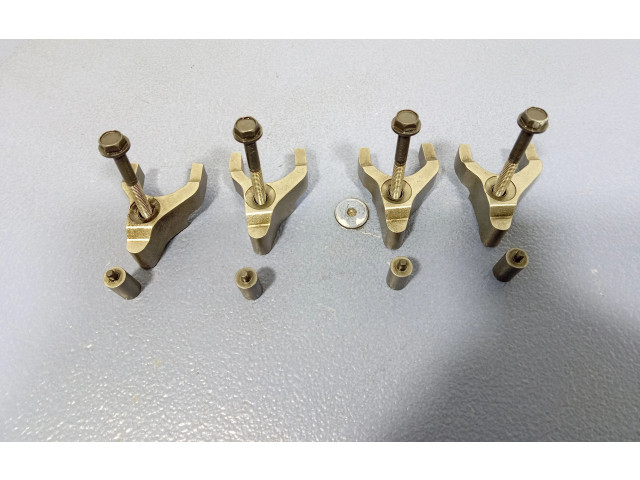 Форсунка Mitsubishi L200 4D56