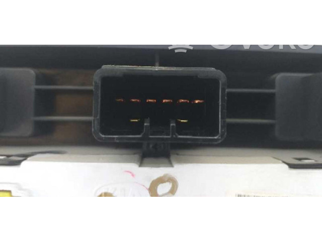 Дисплей    945003E500   KIA Sorento