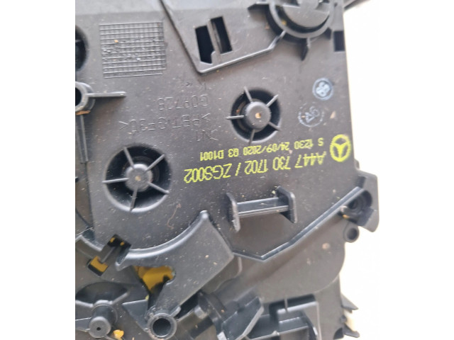 Замок багажника 4477301702    Mercedes-Benz Vito Viano W447 2014 -  года