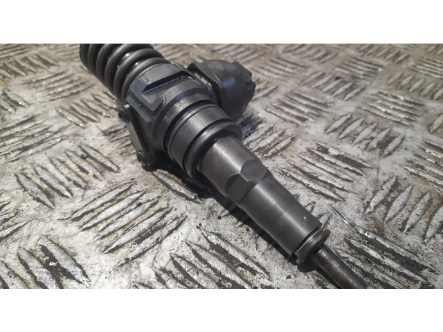 Форсунка 038130073AG, 0414720215    Volkswagen PASSAT B5.5 для дизельного двигателя  1.9