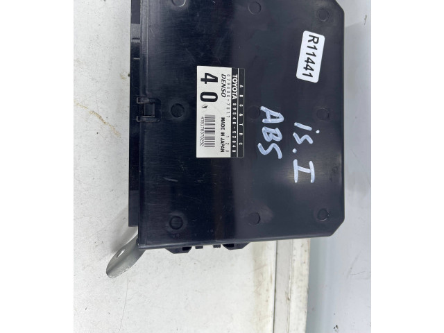 Блок управления АБС 89540-53040   Lexus IS 200-300