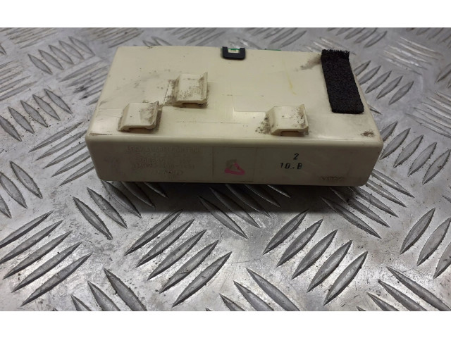 Блок управления сигнализации 30889925 Volvo S40