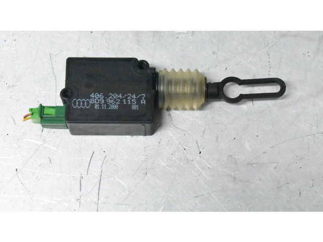 Zámek zadních dveří Audi A4 S4 B5 8D 2000