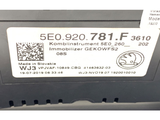 Панель приборов 5E0920781F Skoda Octavia Mk3 (5E)